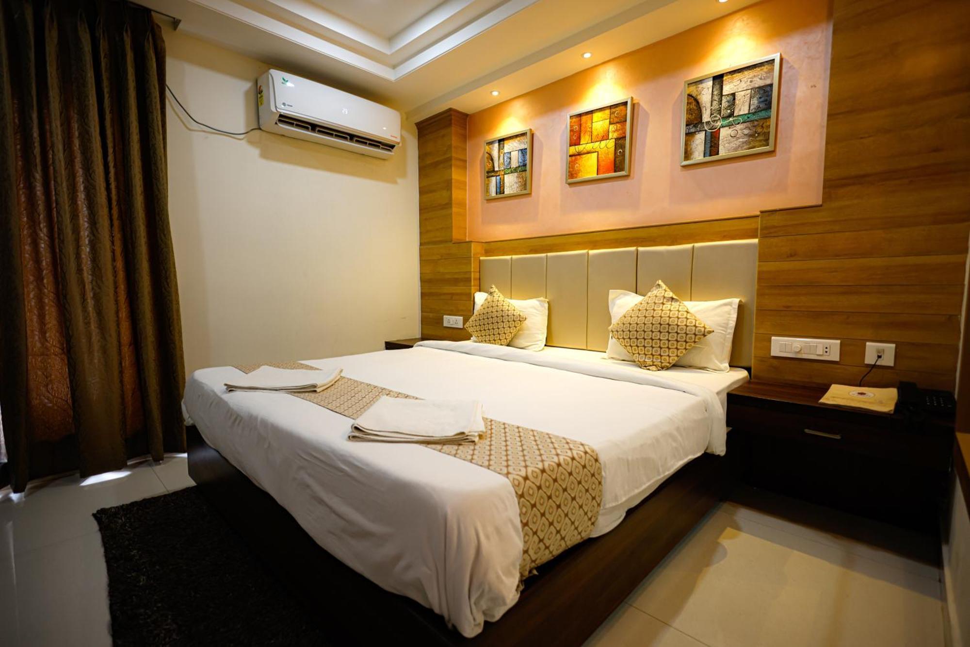 M Square Hotel Hyderabad Exterior photo