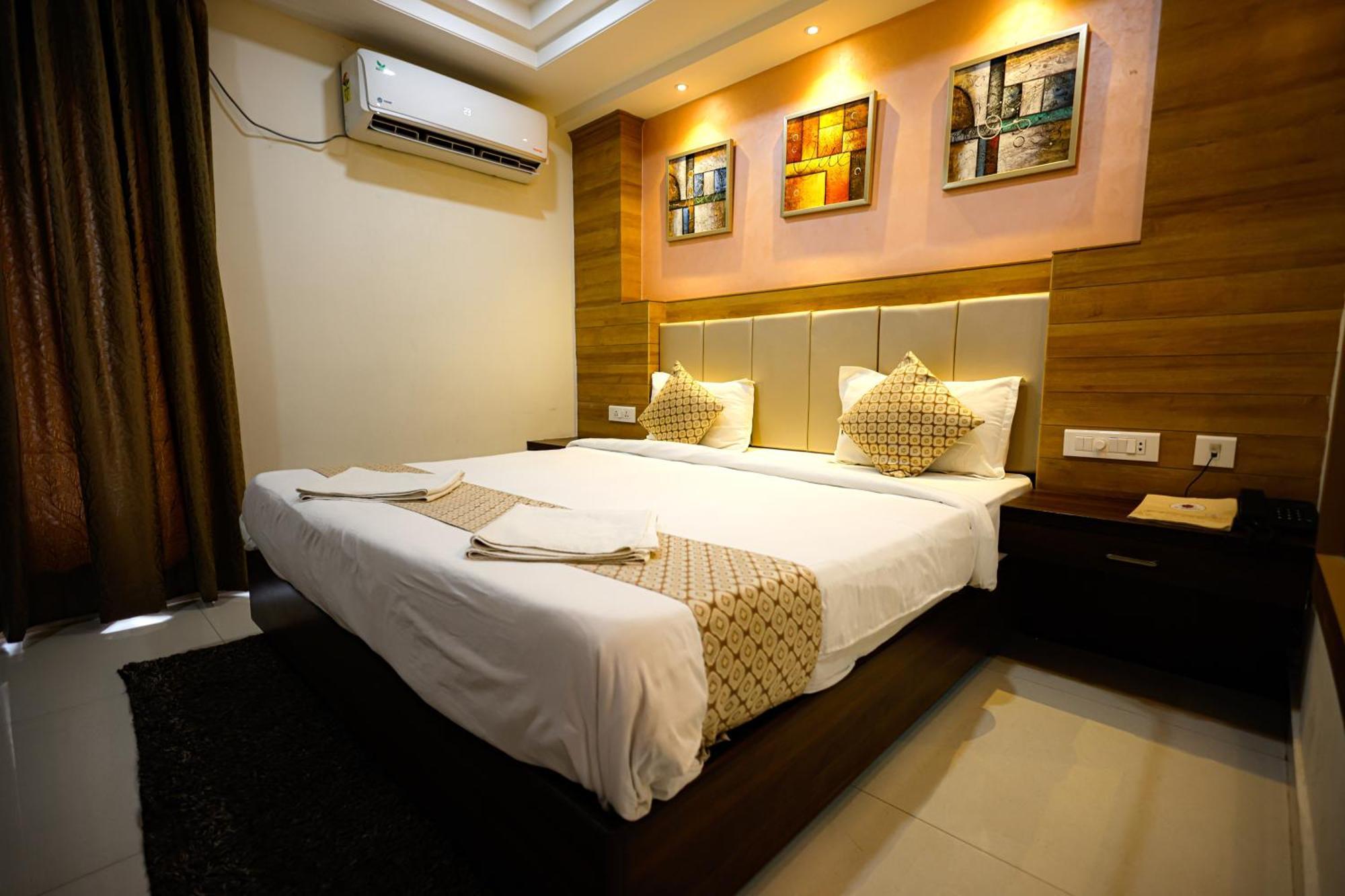 M Square Hotel Hyderabad Exterior photo